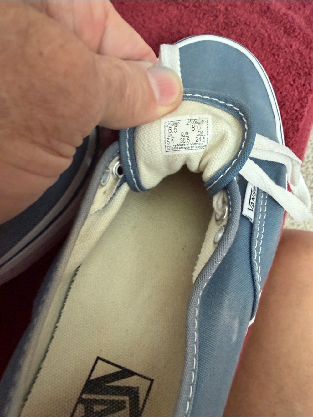 Vans men’s and women’s Low-Top Canvas Sneakers in Light Blue with White Laces - Picture 7 of 7